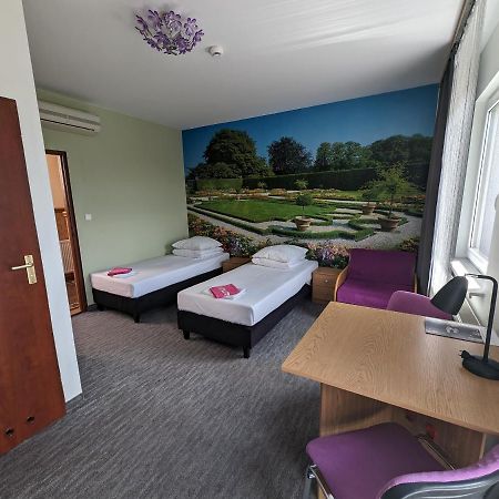 Motel Drabek Tarnowskie Góry 外观 照片