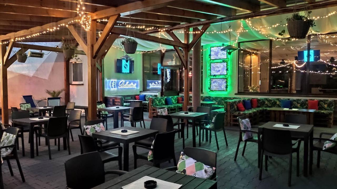 Motel Drabek Tarnowskie Góry 外观 照片