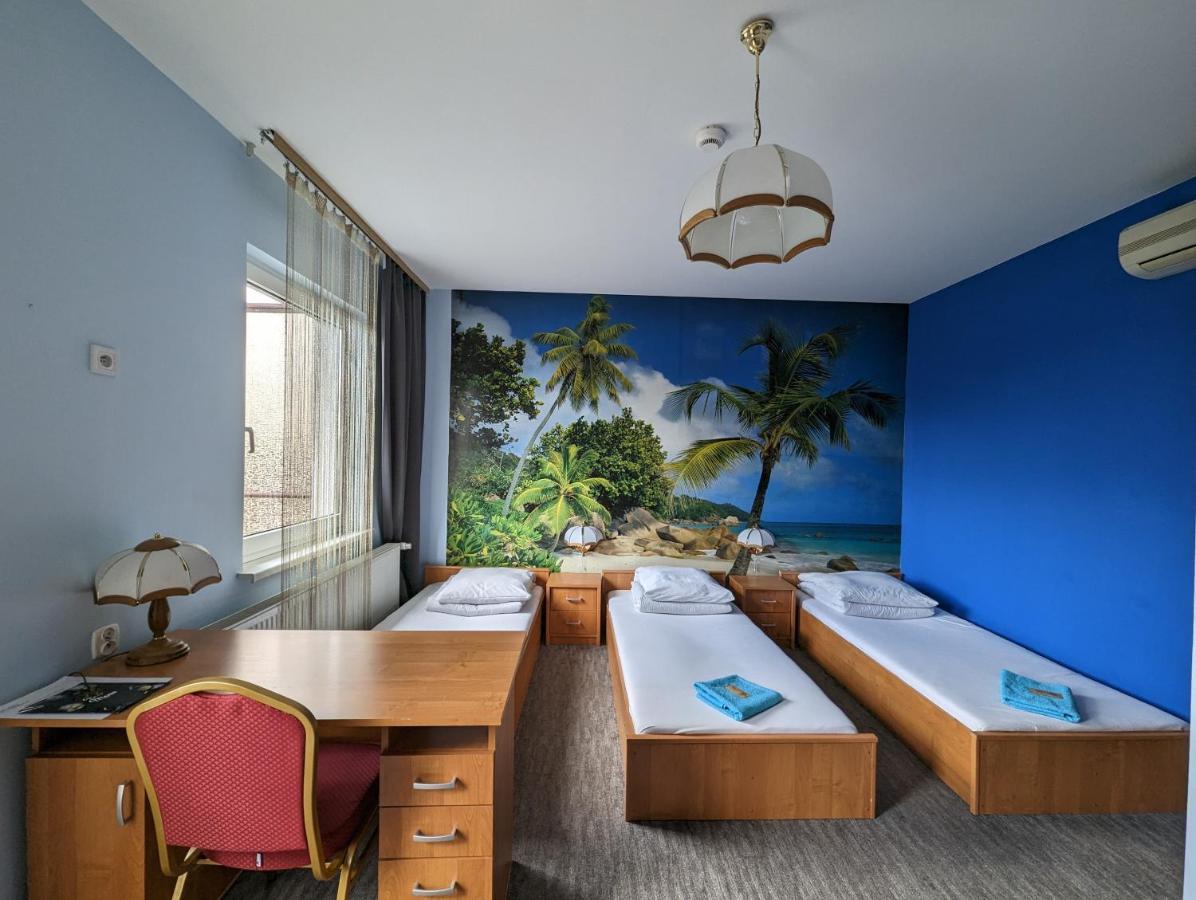 Motel Drabek Tarnowskie Góry 外观 照片