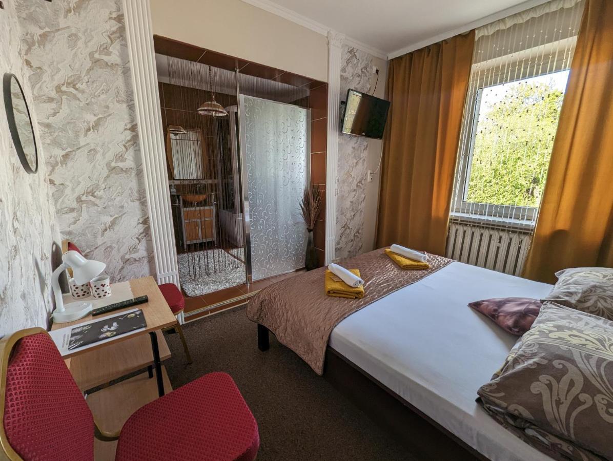 Motel Drabek Tarnowskie Góry 外观 照片