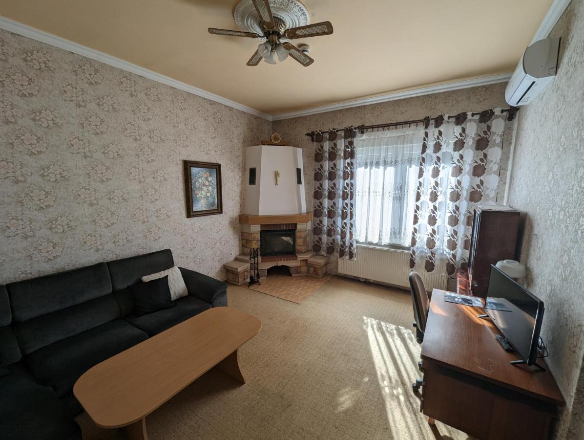 Motel Drabek Tarnowskie Góry 外观 照片